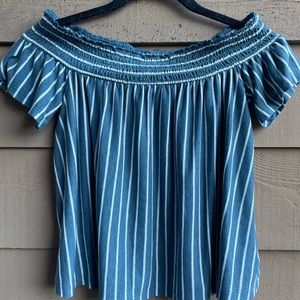 American Eagle off the shoulder